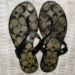 UGC Coach Trixie Black and Gold Patterned Sandals Sz 7.5